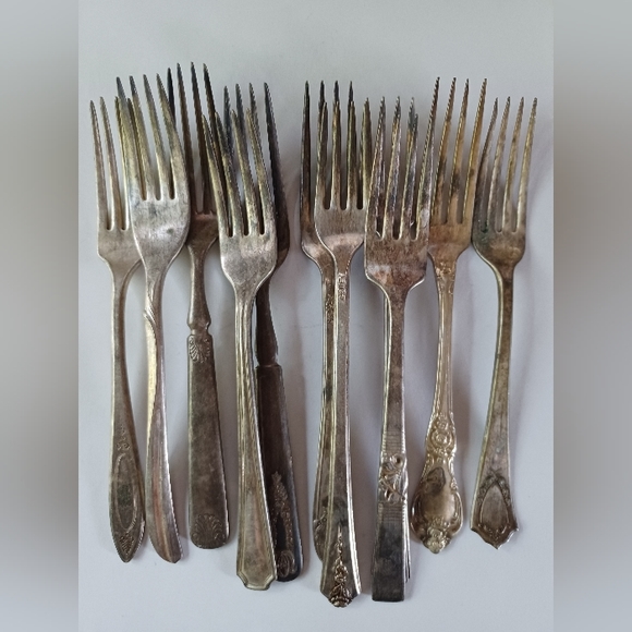 Vintage Silverplated Forks Set of 11 - Picture 2 of 4